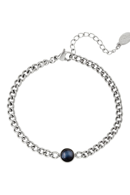 Βραχιόλι με μαύρη πέτρα σε ασημί χρώμα από ατσάλι