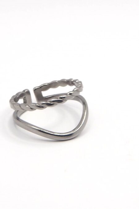 Δαχτυλίδι Mina σε ασημί χρώμα  προσαρμόσιμο από ατσάλι One size