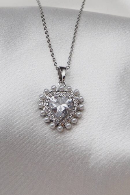 Ατσάλινο κολιέ καρδιά Valentina σε χρυσό χρώμα με λευκά  κρύσταλλα σε ασημί χρώμα