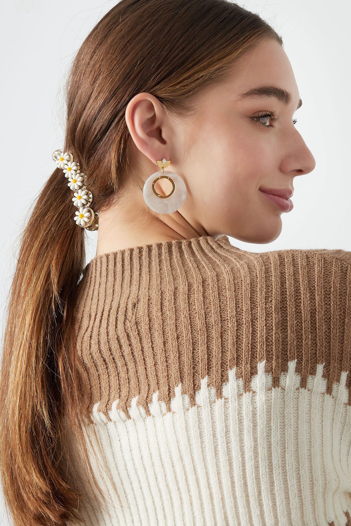 Hair clip white flowers