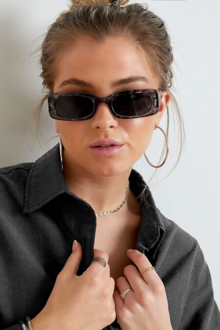 Transparent colored sunglasses - black gray