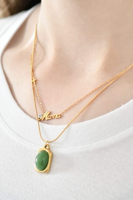 Ατσάλινο κολιέ Joanna σε χρυσό με πράσινη πέτρα