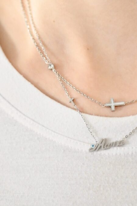 Ατσάλινο κολιέ με μικρό σταυρουδάκι σε ασημί χρώμα