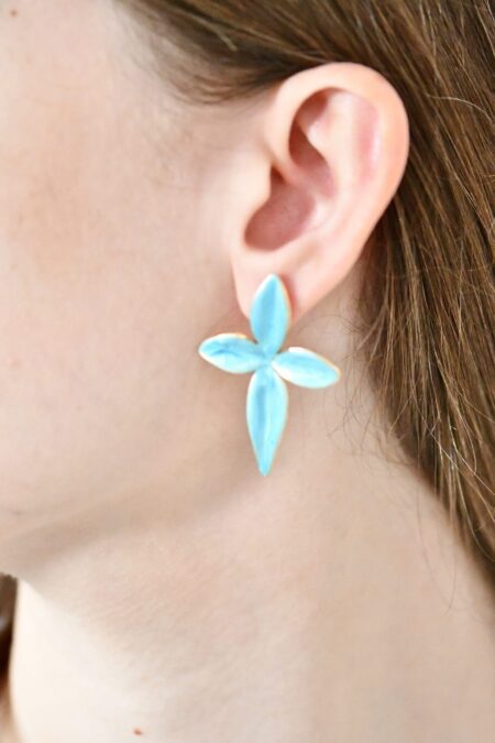 Ατσάλινα σκουλαρίκια turquoise hibiscus σε χρυσό χρώμα