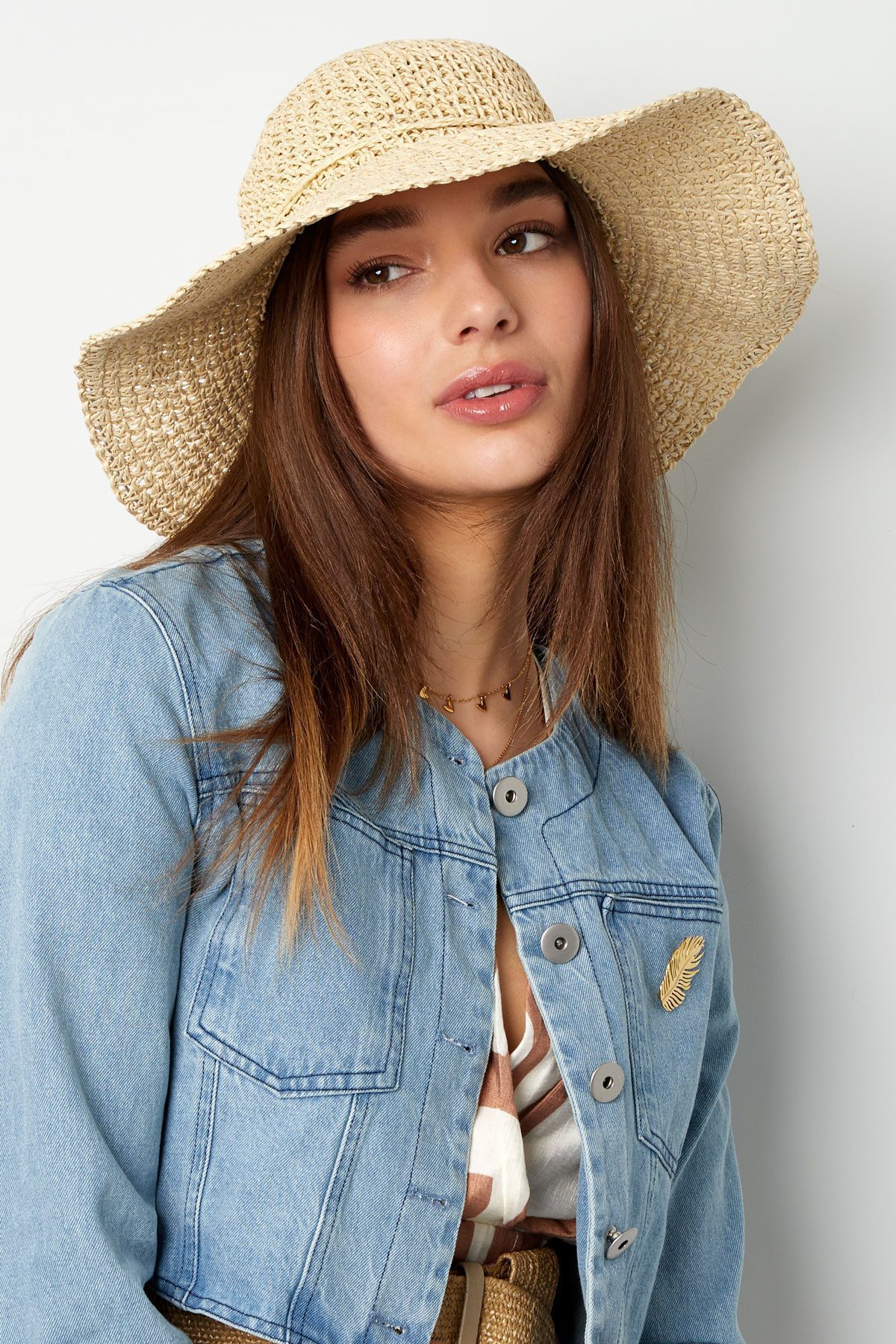 Crochet hat with bow - beige- One Size
